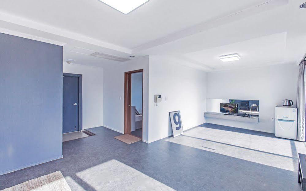 Maniju Pension Oedo-dong ภายนอก รูปภาพ