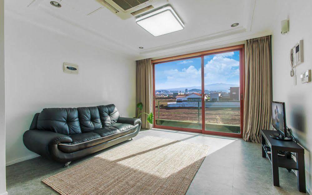 Maniju Pension Oedo-dong ภายนอก รูปภาพ
