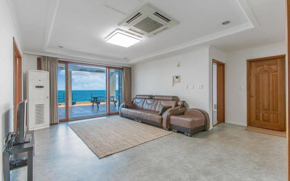 Maniju Pension Oedo-dong ภายนอก รูปภาพ