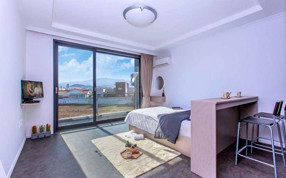 Maniju Pension Oedo-dong ภายนอก รูปภาพ